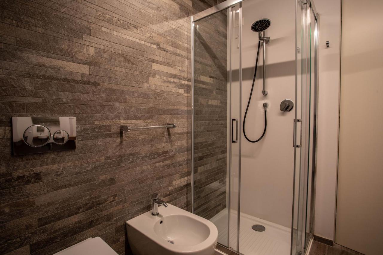 La Dimora Del Glicine Apartment Belgirate Exterior photo